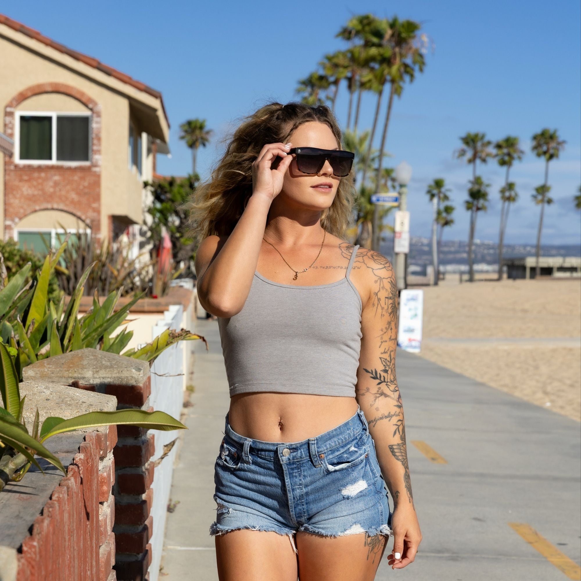 Dayshift I Anna Molly - doJi Shades