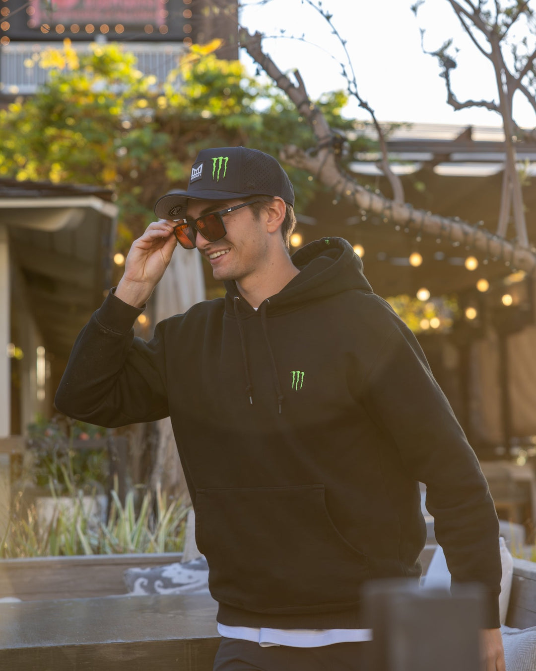 Hurricane Mills - doJi Shades